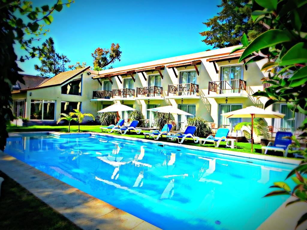 Petit Chateau Hotel Boutique プンタ・デル・エステ エクステリア 写真